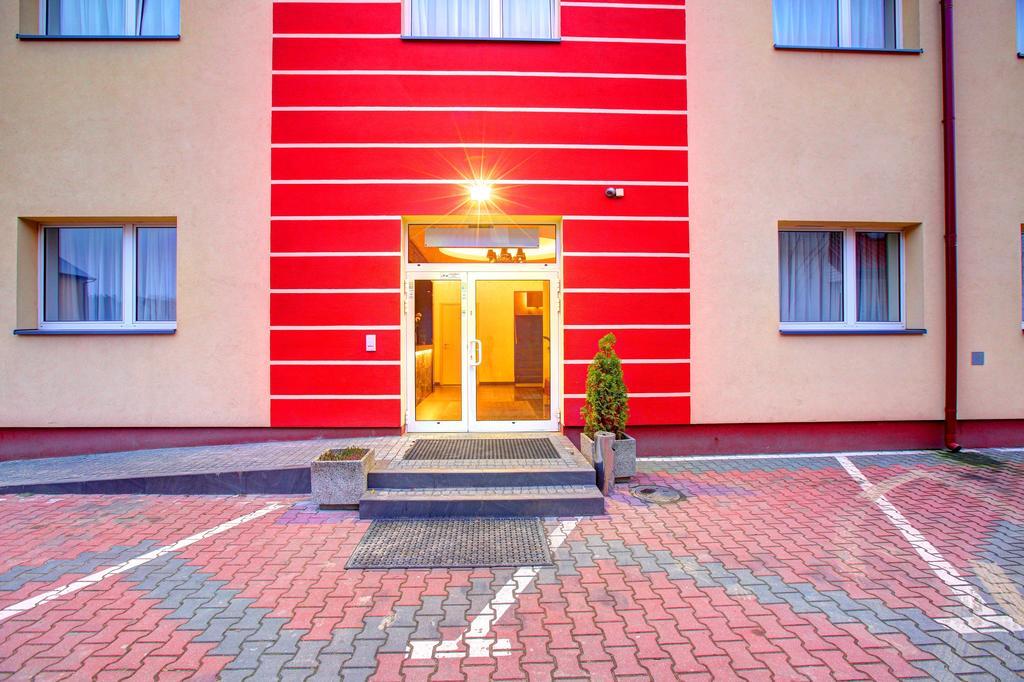 Hostel Evotel Zielonka  Dış mekan fotoğraf