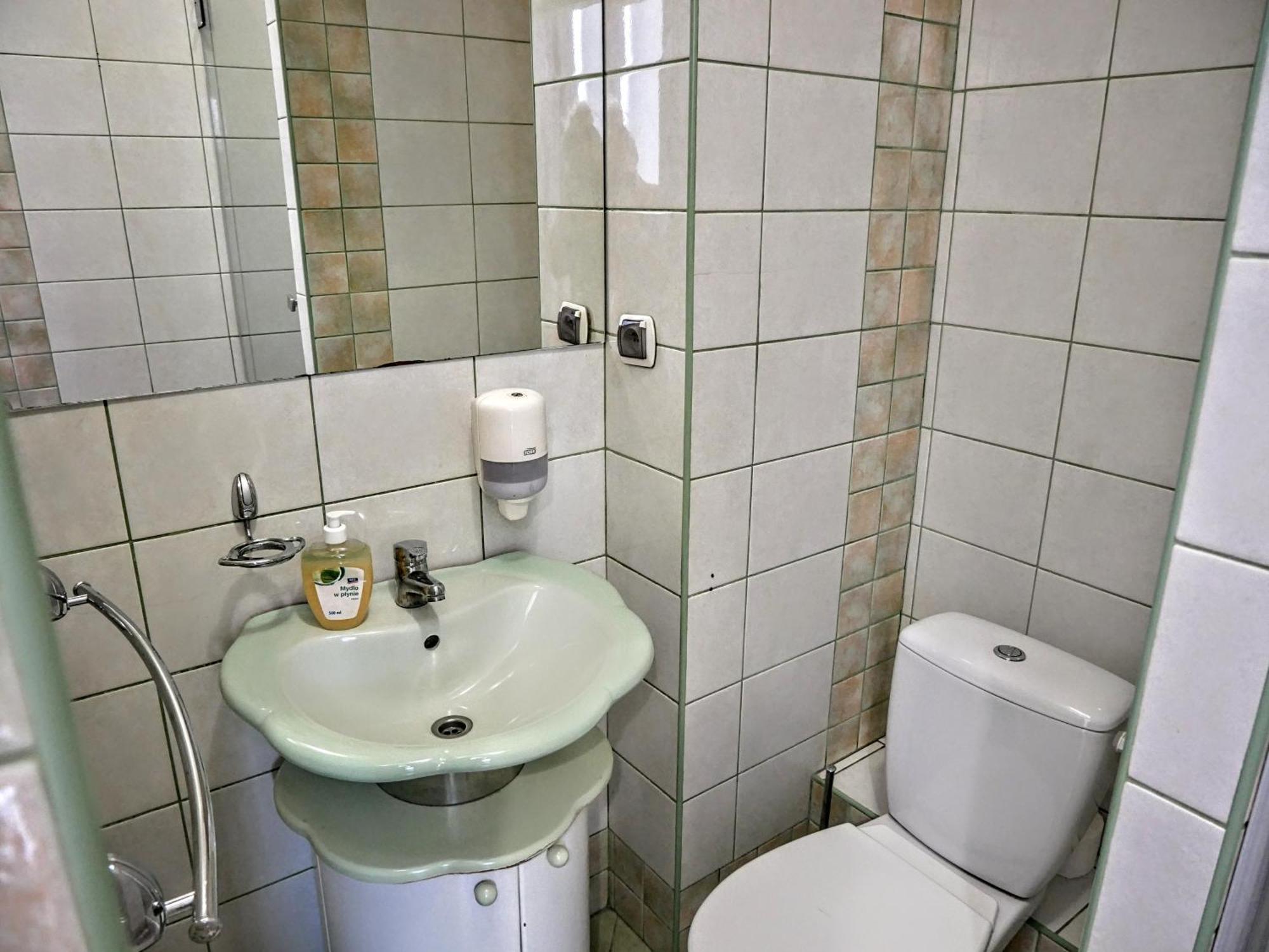 Hostel Evotel Zielonka  Dış mekan fotoğraf