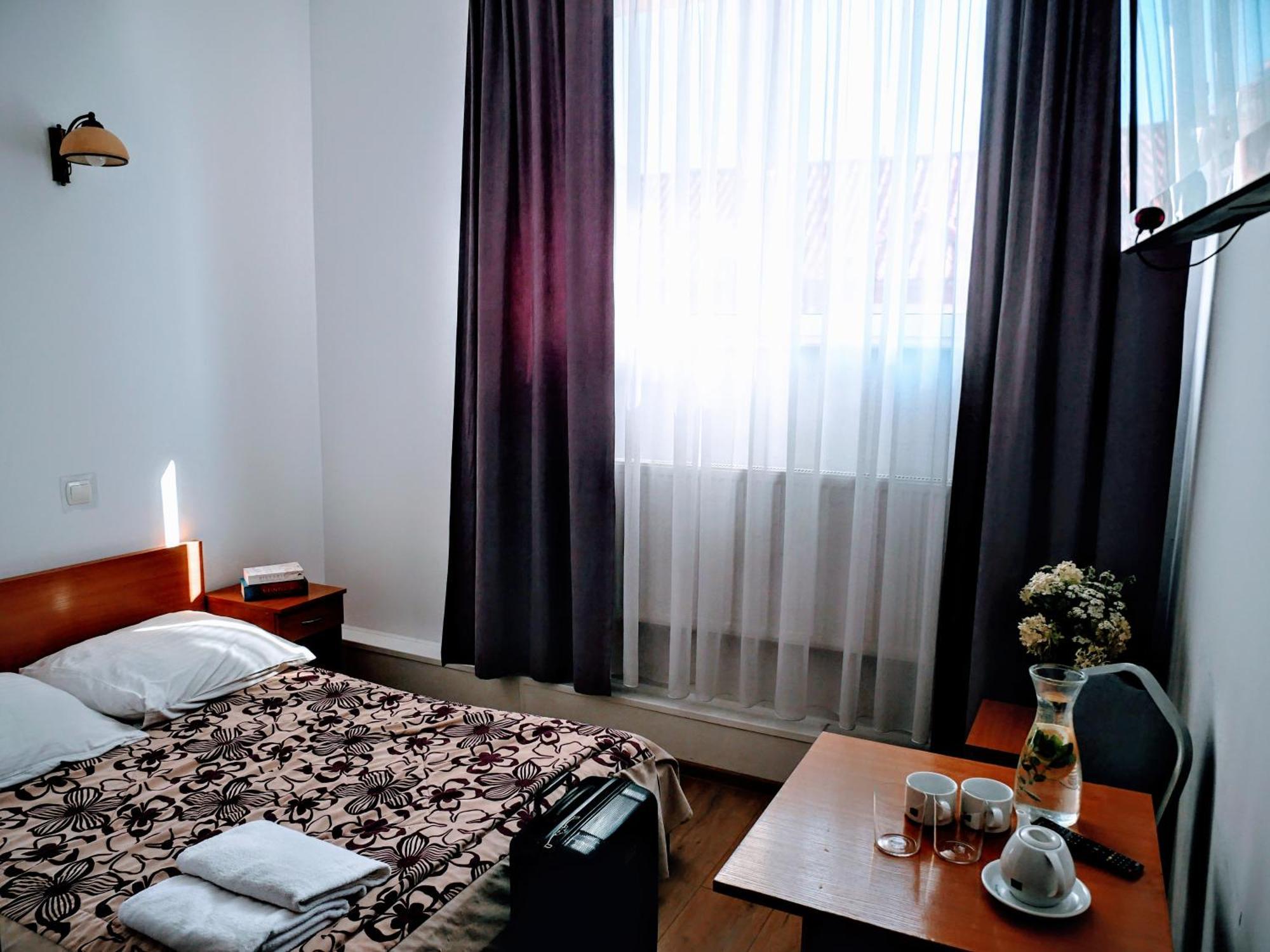 Hostel Evotel Zielonka  Dış mekan fotoğraf